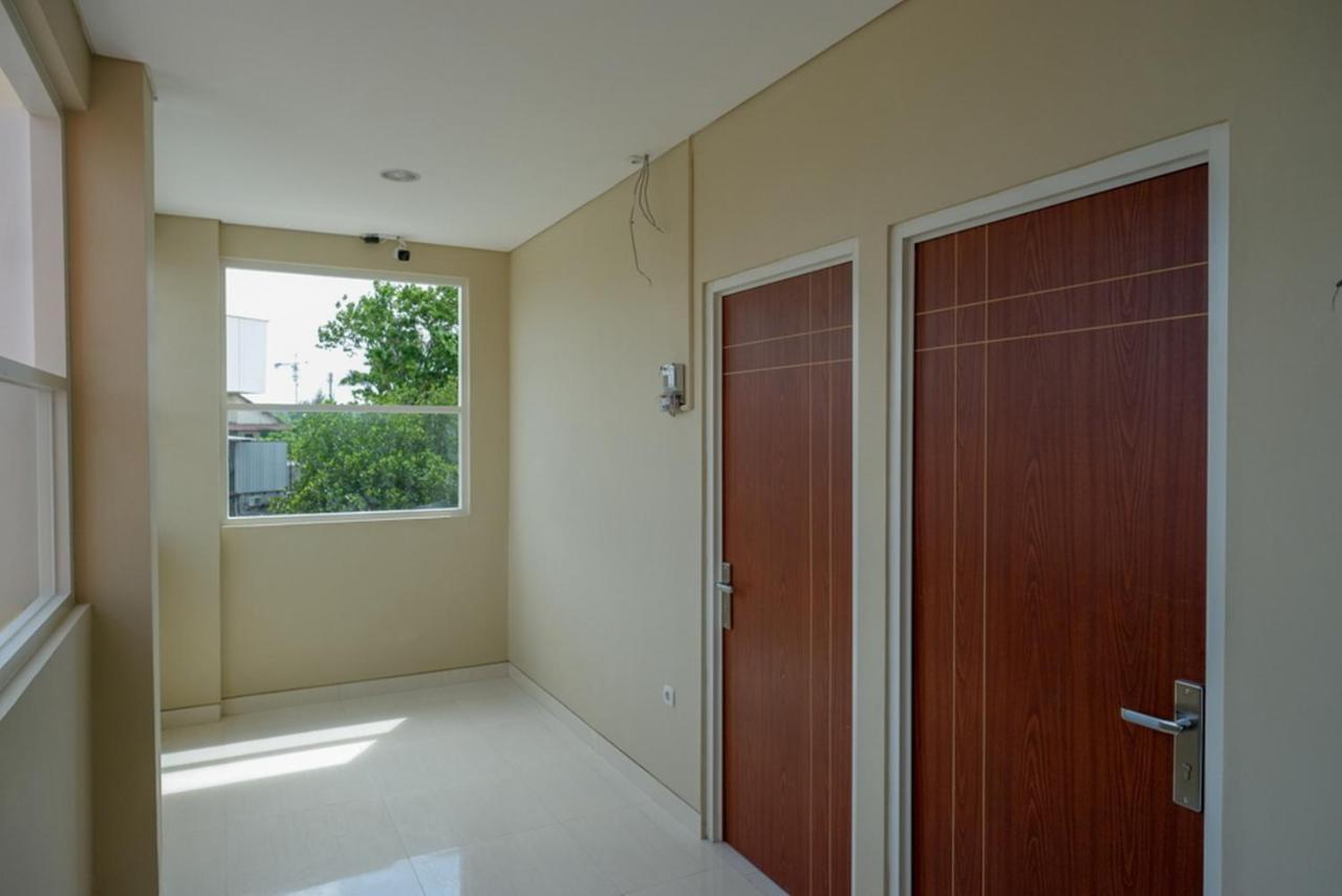 Reddoorz Syariah Near Prpp Semarang Hotel Exterior photo